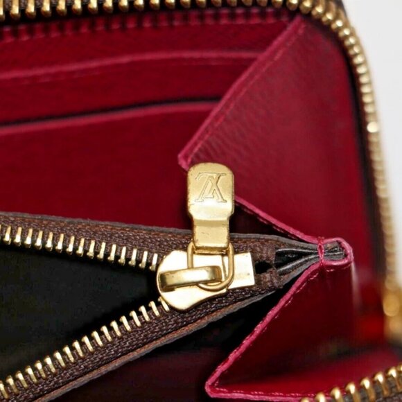 Louis Vuitton Clémence Monogram Women's Wallet - Fuchsia - Picture 11 of 16
